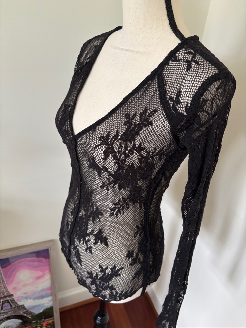 Intimately Black Lace Long-Sleeve Sheer Top - Women Intimates Size Small - Picture 4 of 5